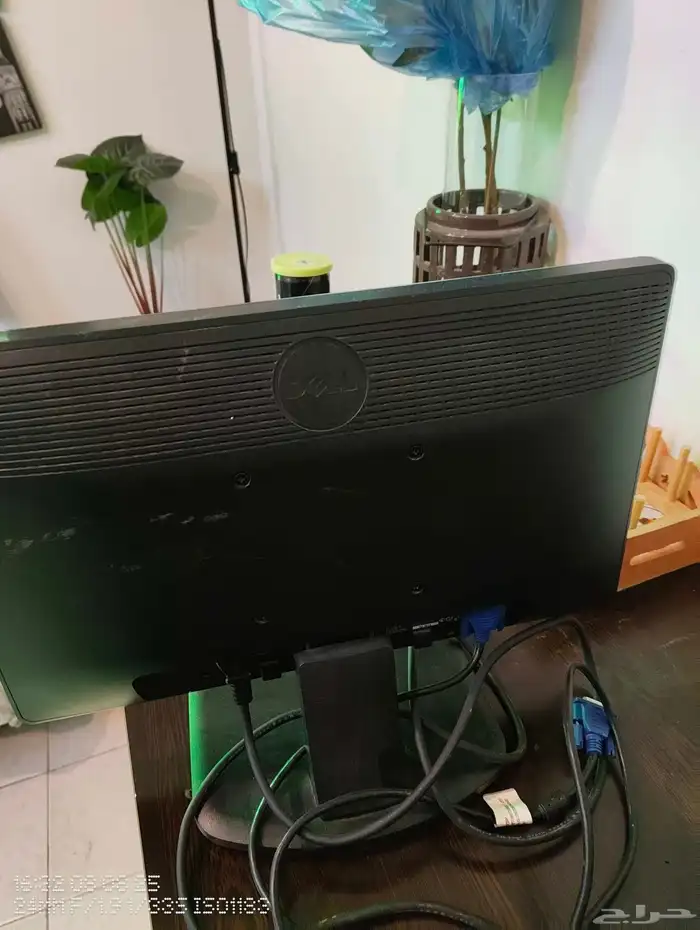 Dell VGA Monitor   17 inch 1