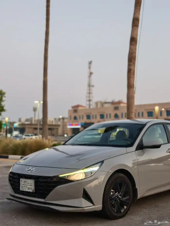 هيونداي النترا 2023 سمارت 8