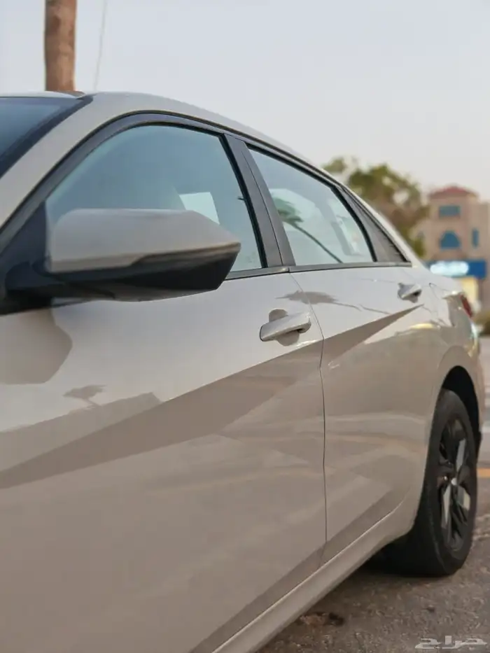 هيونداي النترا 2023 سمارت 9