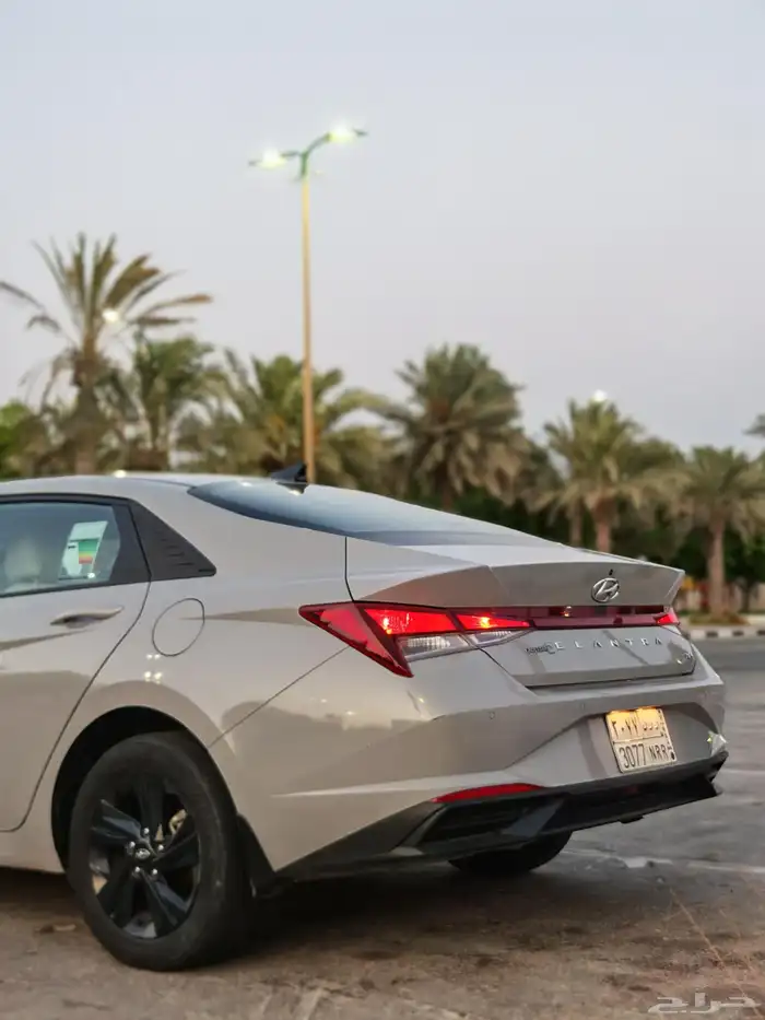 هيونداي النترا 2023 سمارت 11
