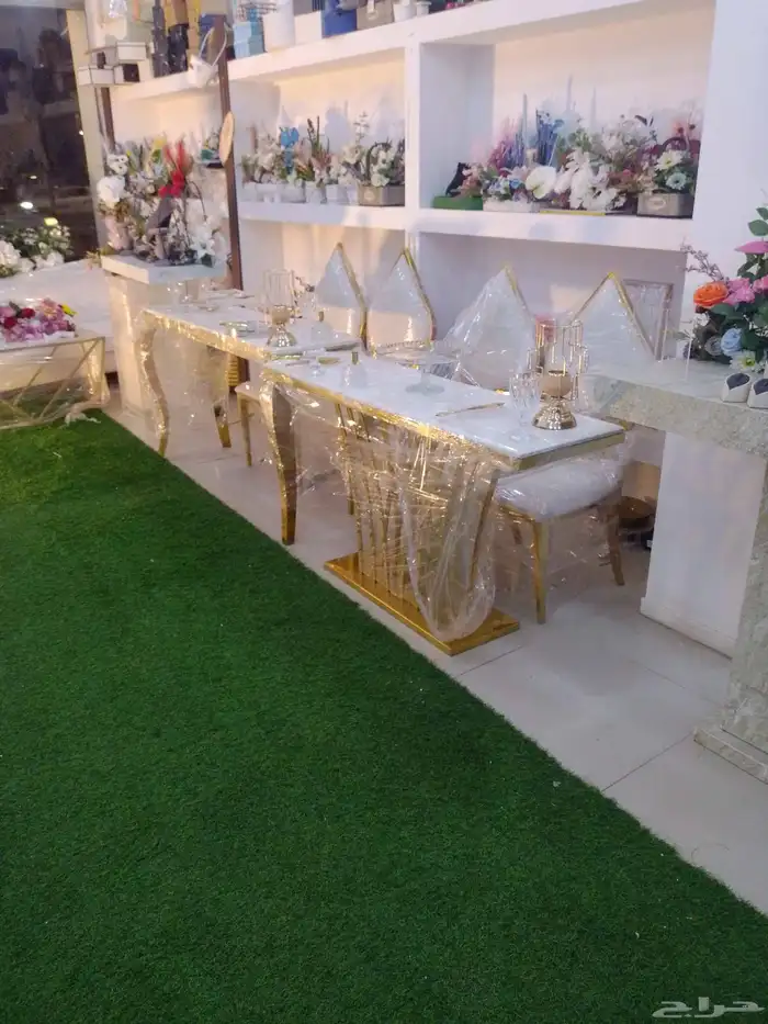 اغراض محل ورد للبيع 4