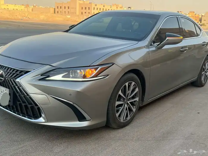 Lexus ES 250 model 2023 0