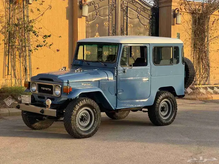 لاند كروزر 1984 نظيف جدا 2