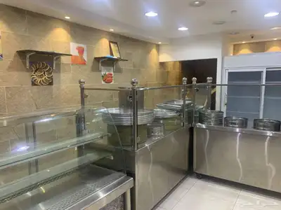 للتقبيل العاجل - محل حلويات index