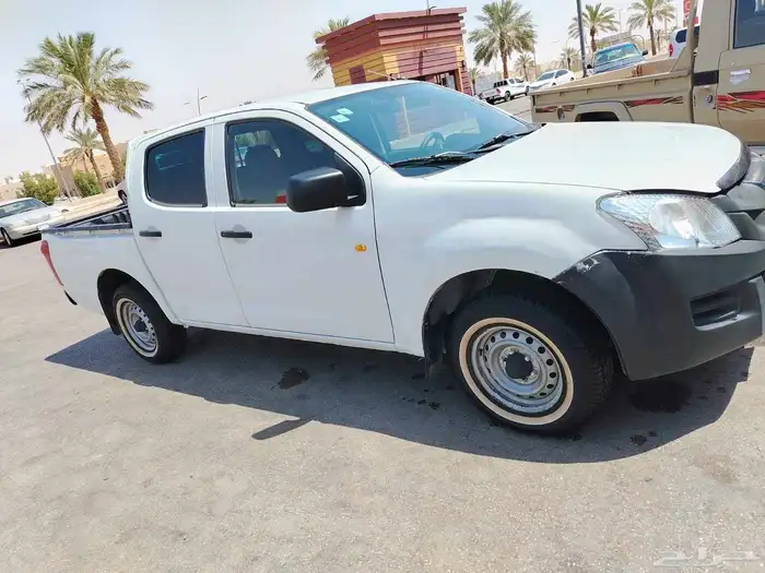 ايسوزو مديل 2014 1