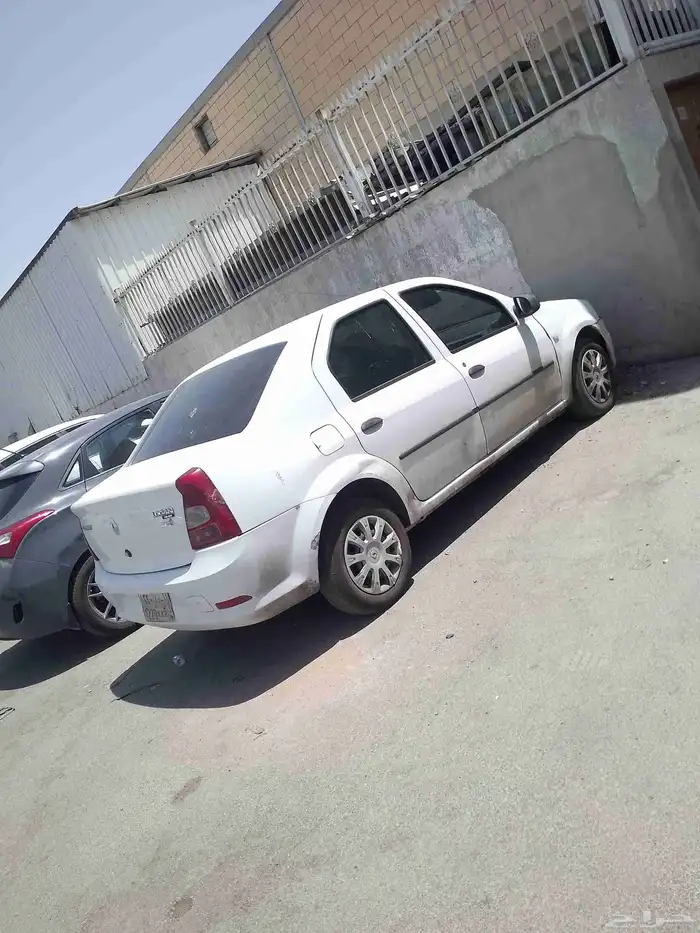 رينو لوجان 2012 0