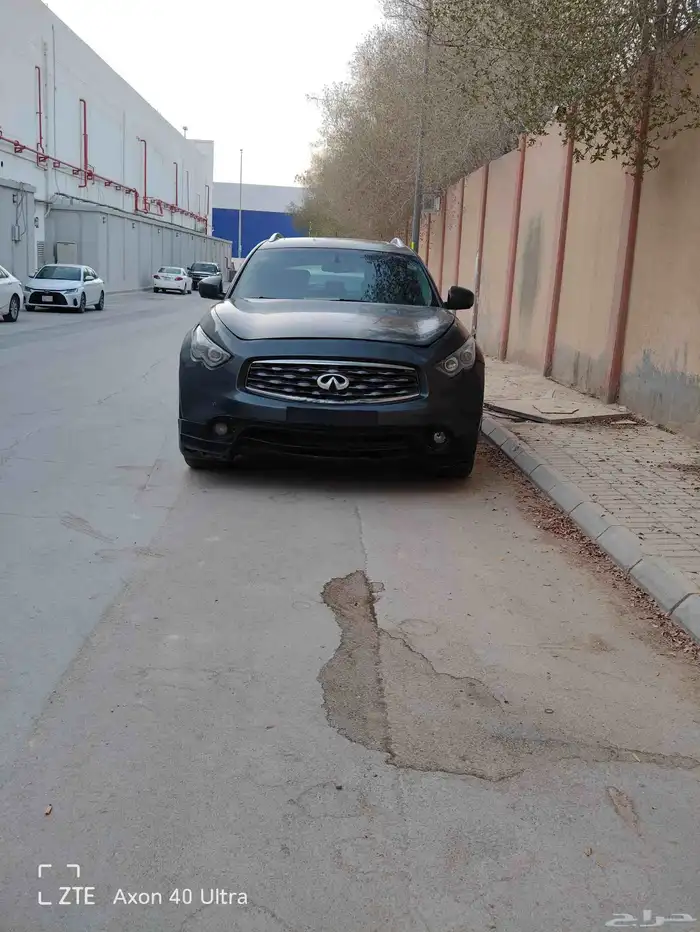 2009. انفنتي FX50S 0