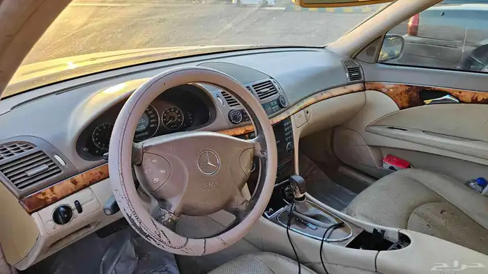 مرسيدس E240 2005 3