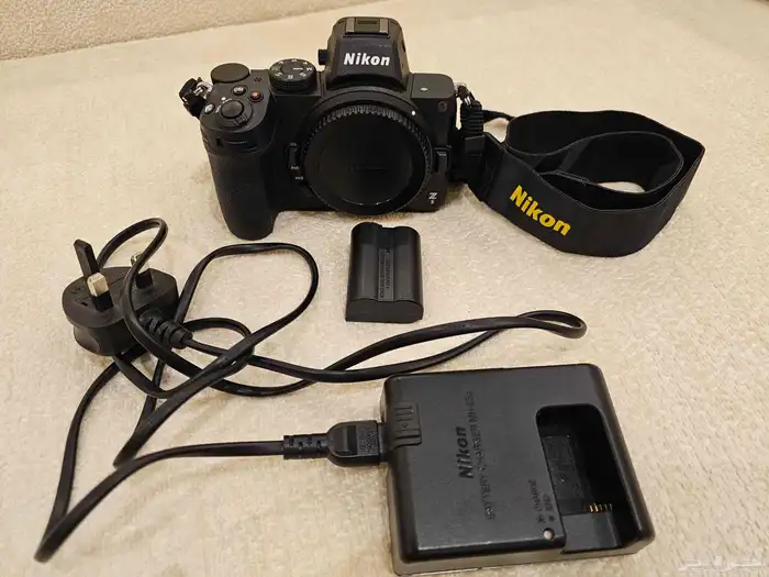 كاميرا نيكون Z5 للبيع نظيفة 0