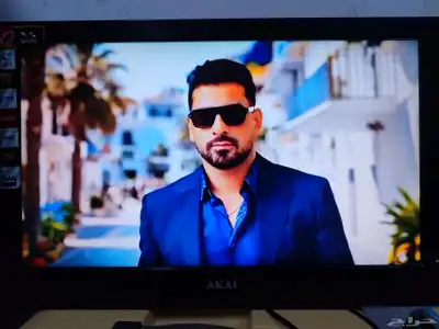 شاشة 24 بوصة عاديه بحالة ممتازه index