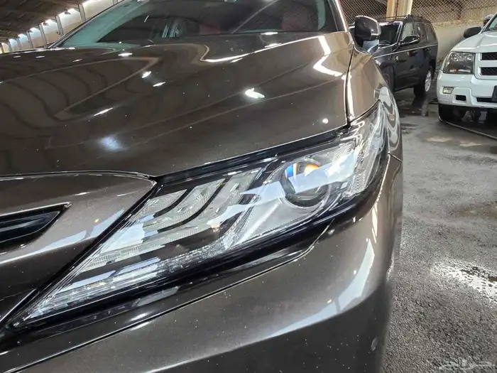 كامري LX رياضي 6سلندر فل داخليه احمر شبه زيروو عداد60 7