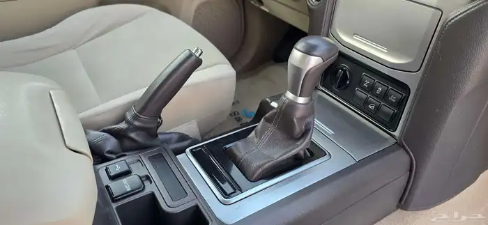 برادو 2021 نص فل V6 TXL 18
