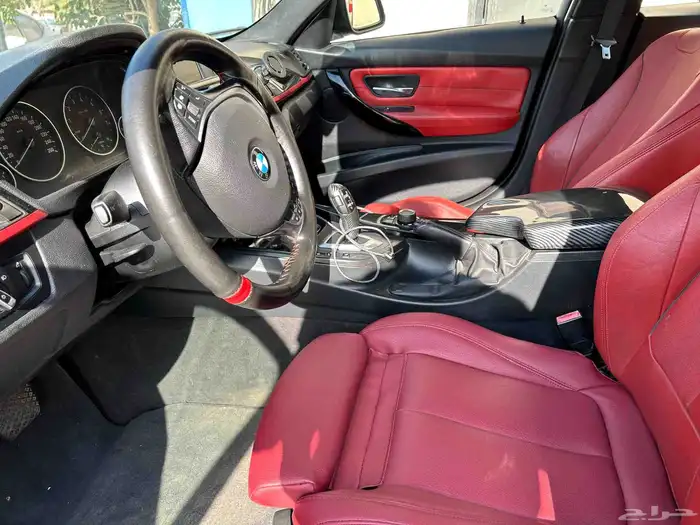BMW320 2013 6