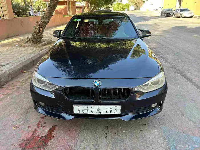 BMW320 2013 8