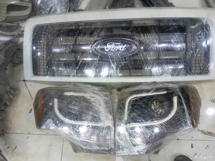 شمعات وشبك فورد F150 رياضي 2013 1