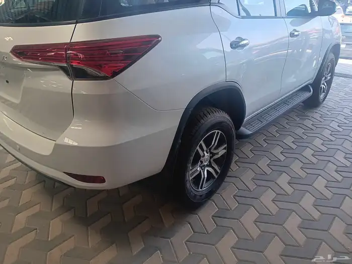 تويوتا فورشنر GX بنزين موديل 2025 2