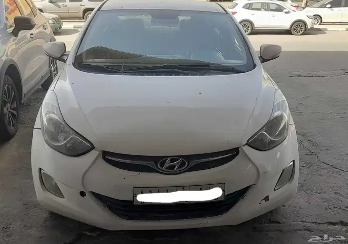 Hyundai Elantra 2013 3