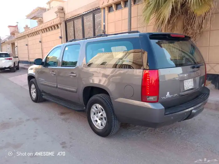 جي ام سي يوكن 2008 طويل بدون دبل للبيع 3