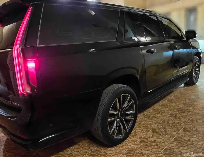 كاديلاك اسكاليد سبورت شاص طويل2023 Cadillac Escalade Sports 3