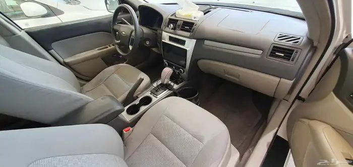 فورد فيوجن 2011 SE 6