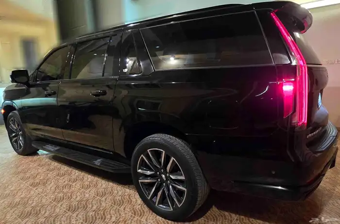 كاديلاك اسكاليد سبورت شاص طويل2023 Cadillac Escalade Sports 4
