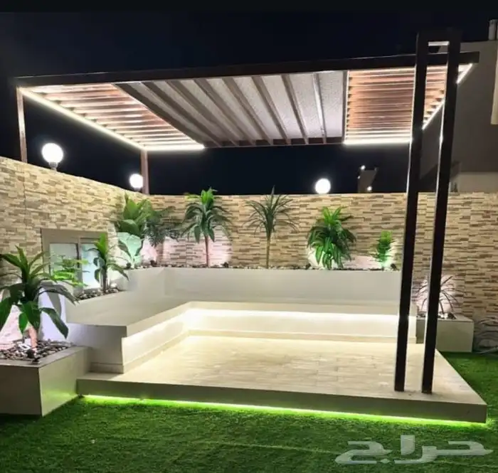 بديل خشب وعشب صناعي ومظلات 2