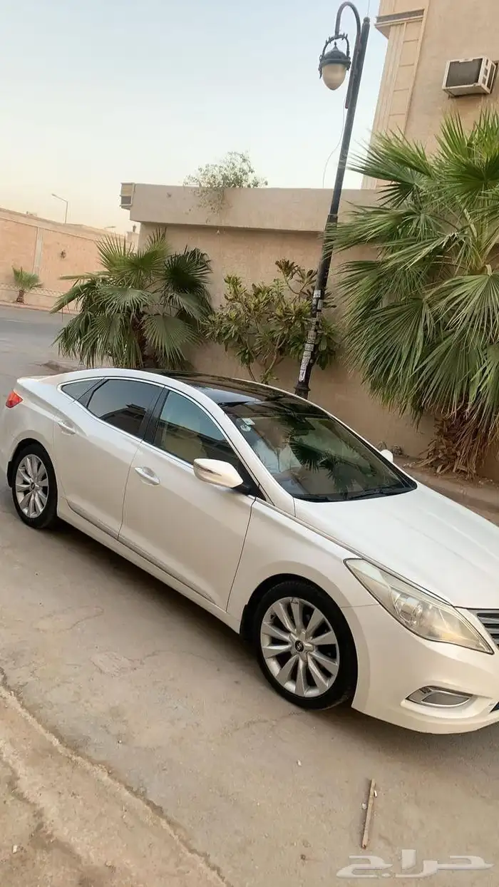 ازيرا 2012 للبيع 0