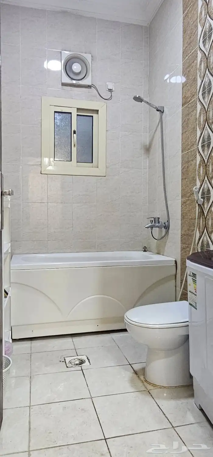 شقة مؤثثة للايجار فاخرة بحي الراية 5