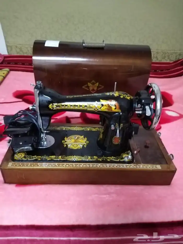 مكينة خياطه قديمه سنجر 0