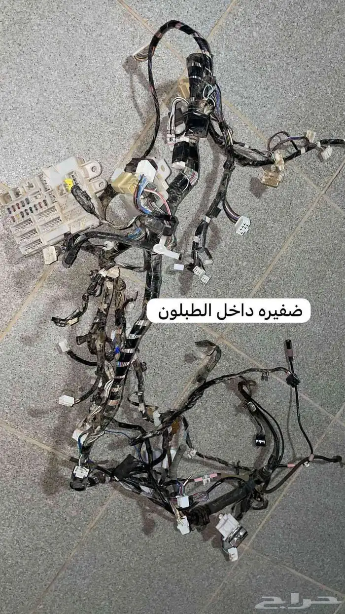 قطع هايلكس 2013 تشليح 11