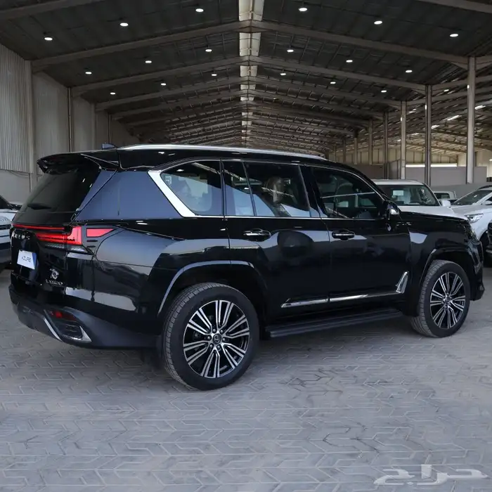 لكزس LX600 BB الساير 2025 1