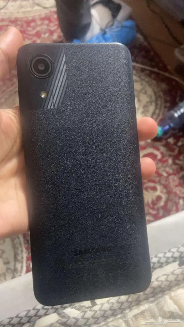 عندي جوال جلكسي نظيف جدا مافيه اي مشاكل بس يحتاج سوفتوير 0