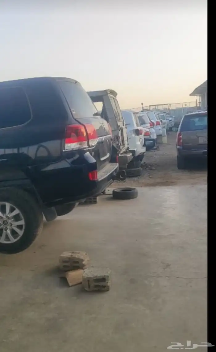 قطع غيار سيارات تشليح لكزز برادو تويوتا هيلكس اسوزو سزوكي جم 4