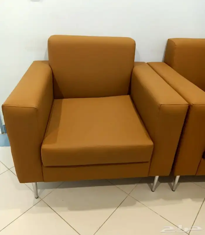 كراسي جلد  كنب   طاولة اجتماعات 5