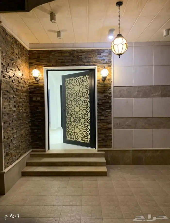 بوابة اكتروني وحوش خاص شقة فاخرة في المنسك للايجار 0