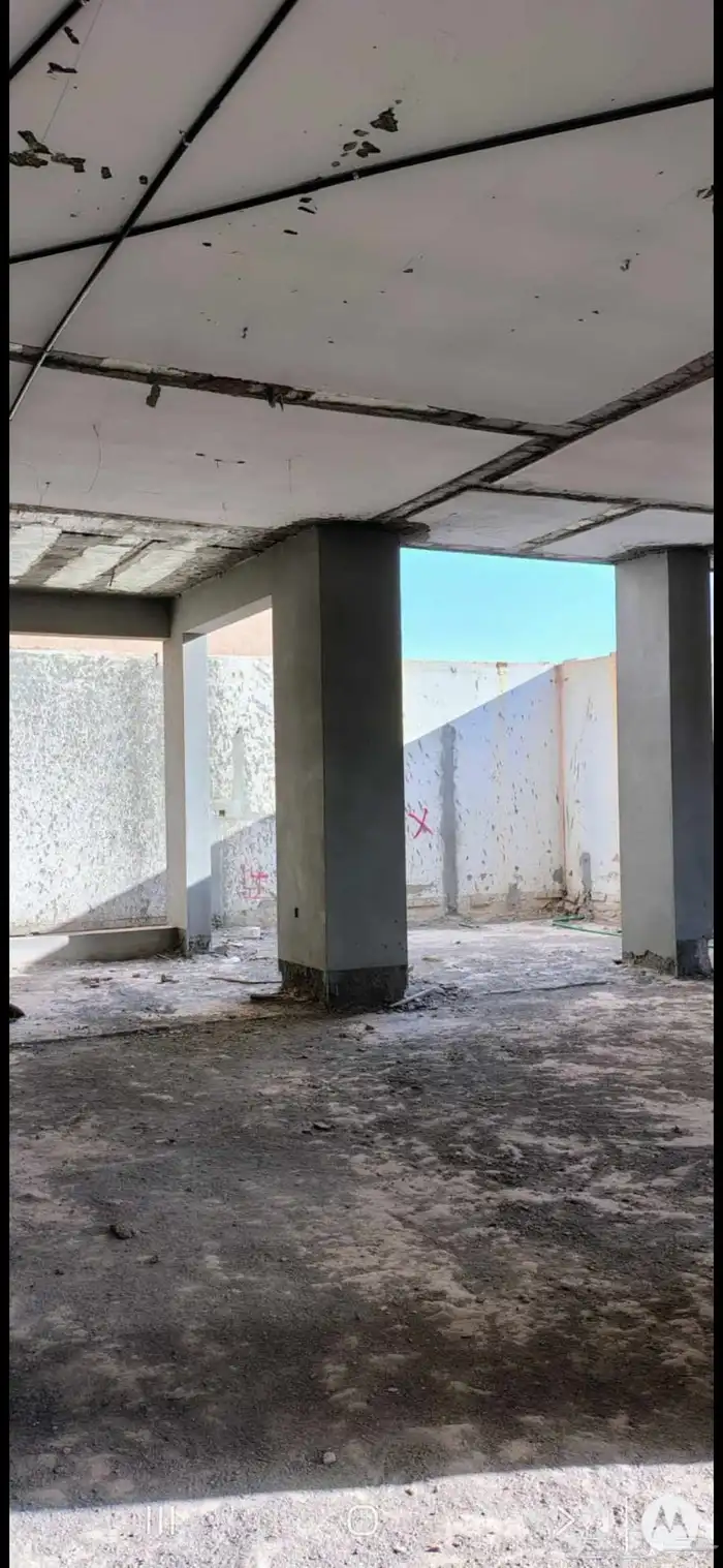 للبيع فيلا عظم بحي الرحاب 4