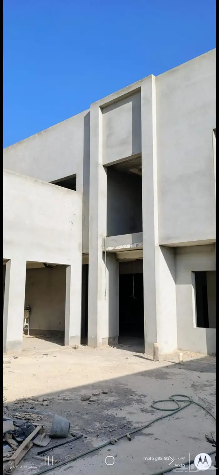 للبيع فيلا عظم بحي الرحاب 6