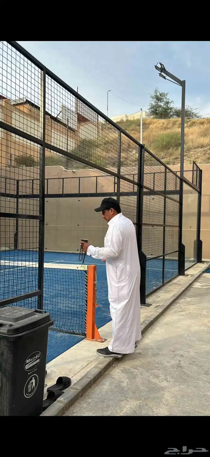 ملعب بادل كامل بدون فرش الارضية بسعر مناسب ويعتبر صيدةال 0
