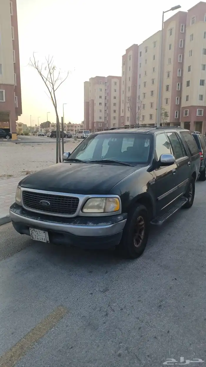 فورد اكسديشن موديل 2001 4