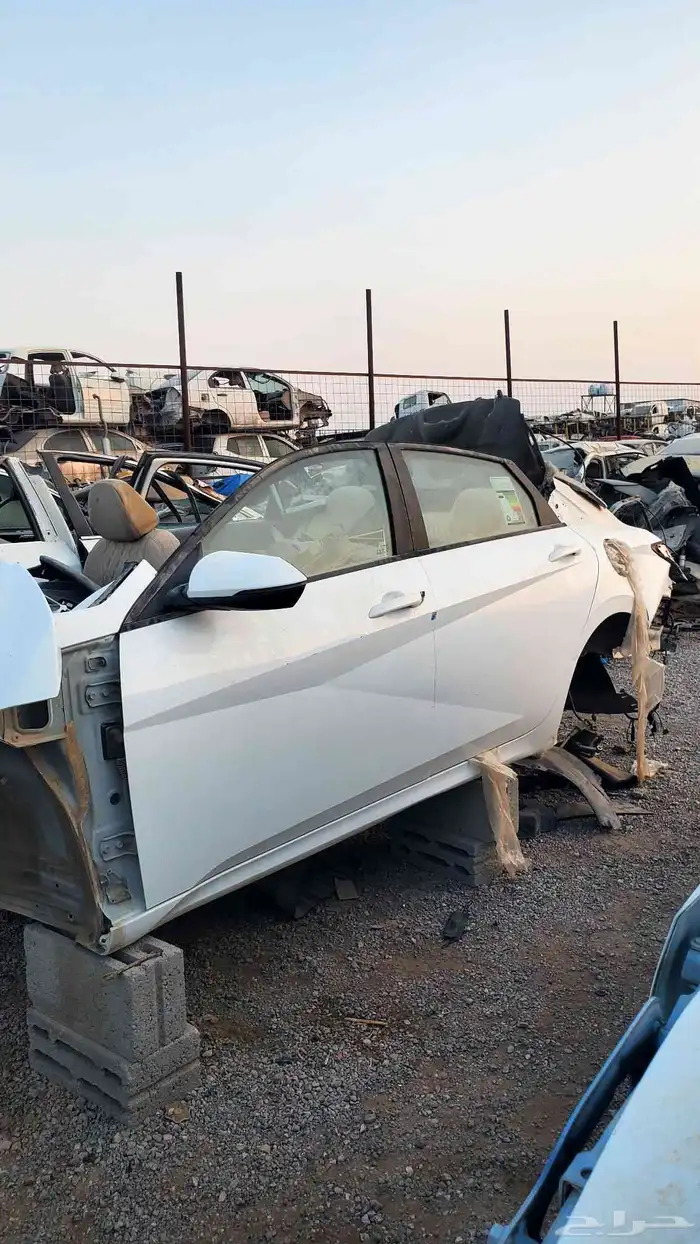 بيبان انتراء 2021ابيض يسار 0