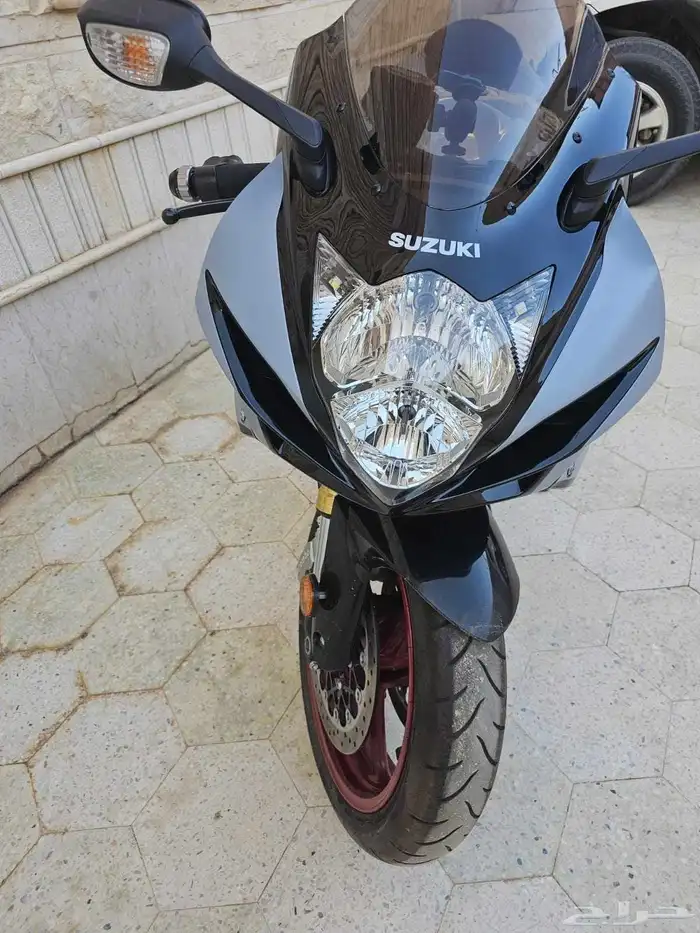 دباب ريس سوزوكي 750 1