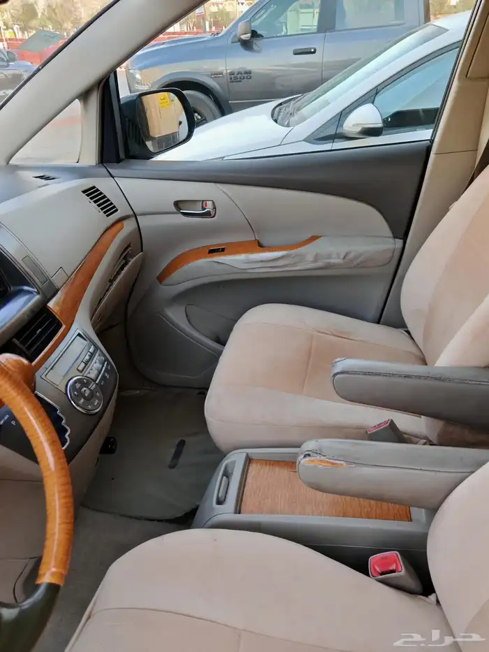 تويوتا برفيا 2010 9