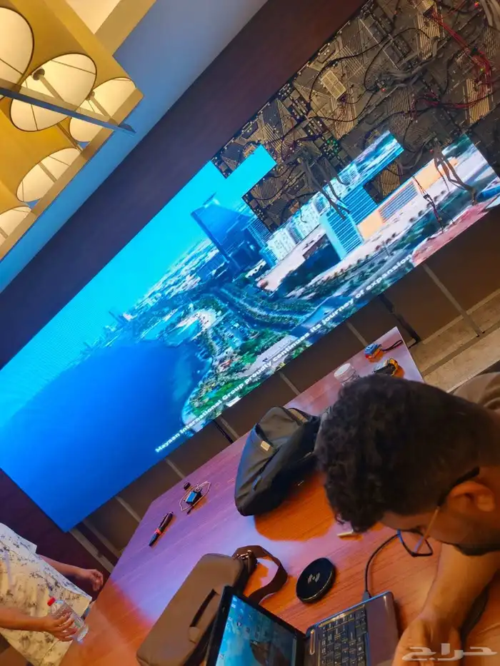 بيع وتركيب وصيانة شاشات LED SCREEN 30
