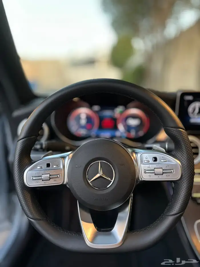 مرسيدس C200 2022 6