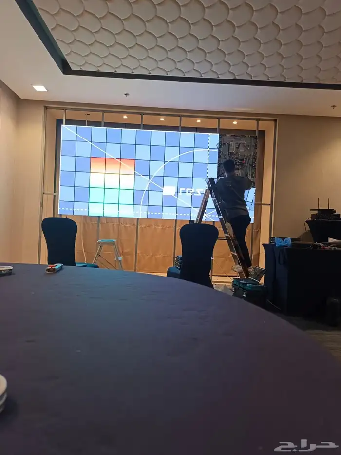 بيع وتركيب وصيانة شاشات LED SCREEN 37