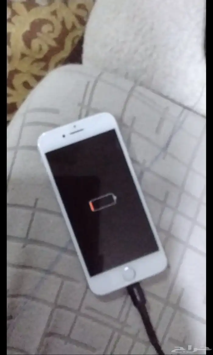 للبيع أغراض ايفون بعد ب 50 7