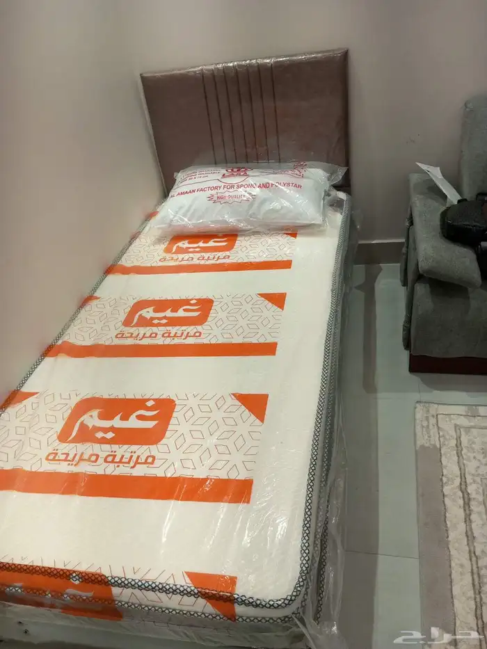 مراتب سراير مخاد بطانيات جميع المراتب جمله 21