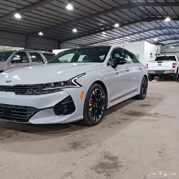 كيا k5 تم البيع 4