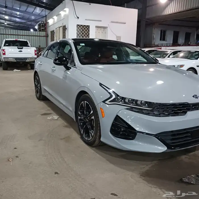 كيا k5 تم البيع 2