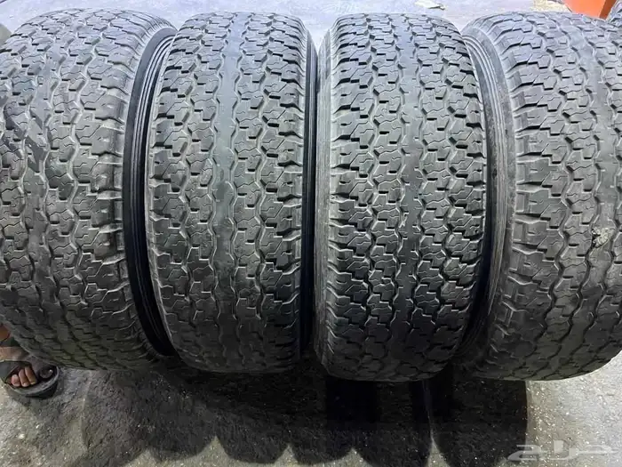 جنوط سنبوسه مع كفرات دنلوب مقاس 275.70.16 بترول فتك 11